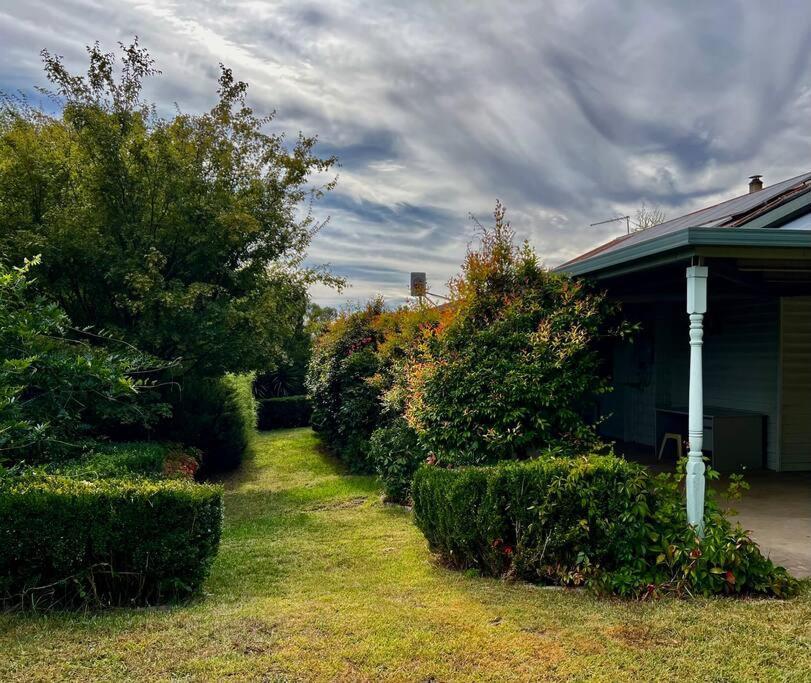 Beautiful 1960S Home In Historic Yackandandah Exterior photo